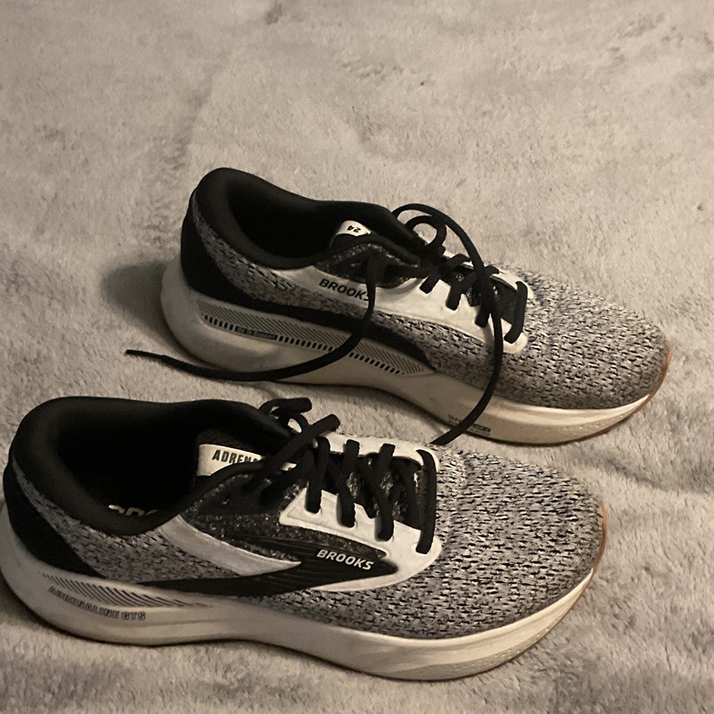 Brooks Black and White Athletic Shoes